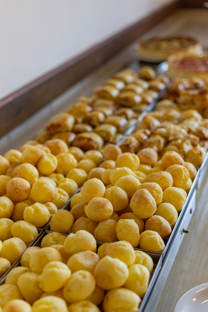 Pães de queijo do café da manhã